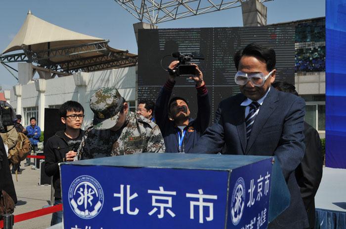 ȫ����ɨ�ƴ�ǡ�����С�鸱�鳤��칫�����Ρ��������ų������ֵܾ�����ǡ����ֳ��������������ٵ������